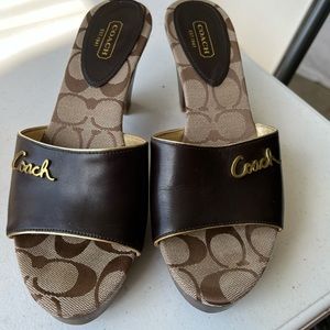 Coach heal in a size 8